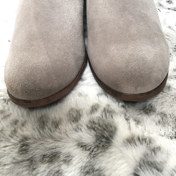 SAM EDELMAN Petal Ankle Boot - Picture 6 of 8